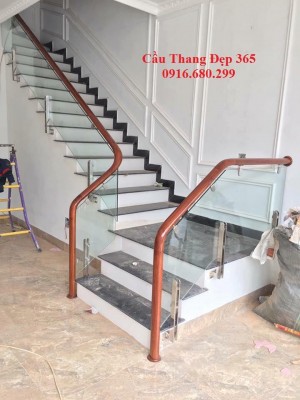 Báo giá cầu thang kính cường lực tại Phúc Thọ Hà Nội